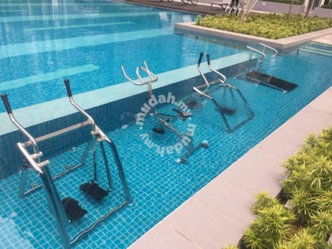 Az Homestay @ Southville City Bangi Luaran gambar