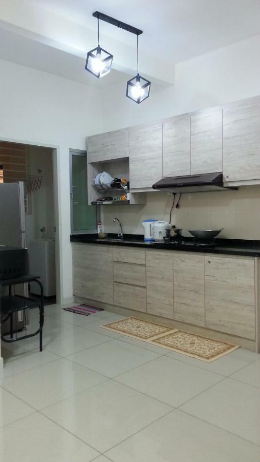 Az Homestay @ Southville City Bangi Luaran gambar